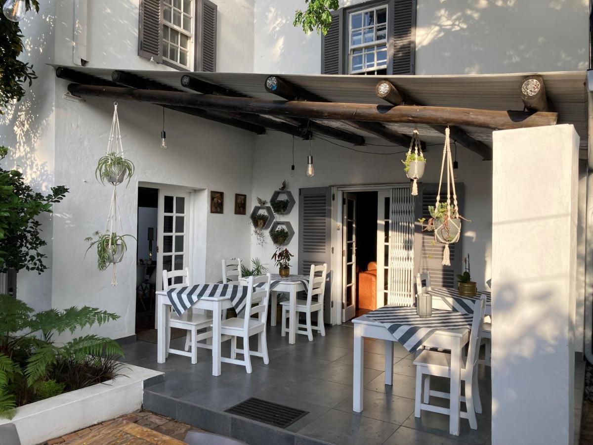 Battiss Guest House Pretoria-Noord Extérieur photo